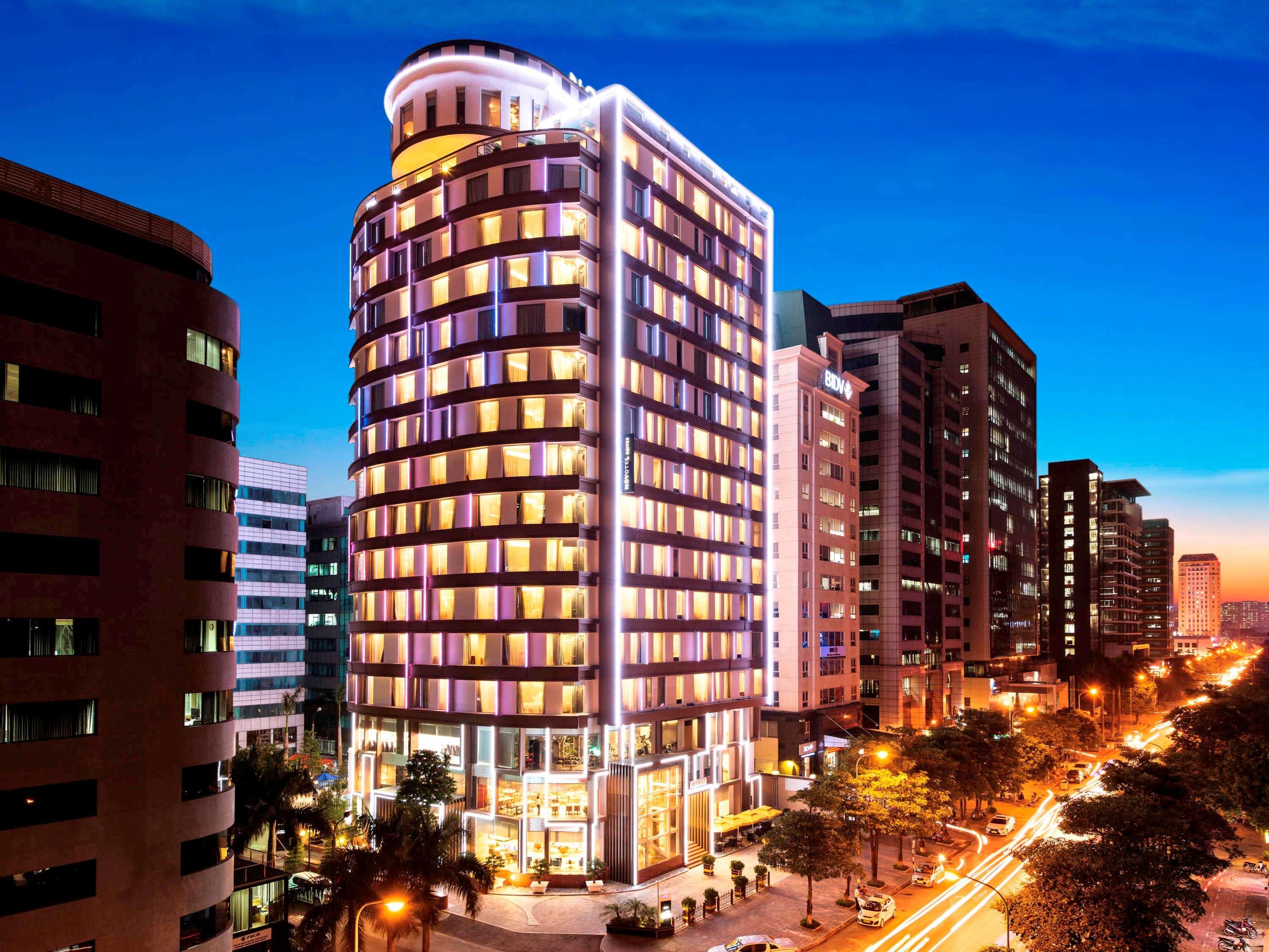Novotel Suites Hanoi Bagian luar foto