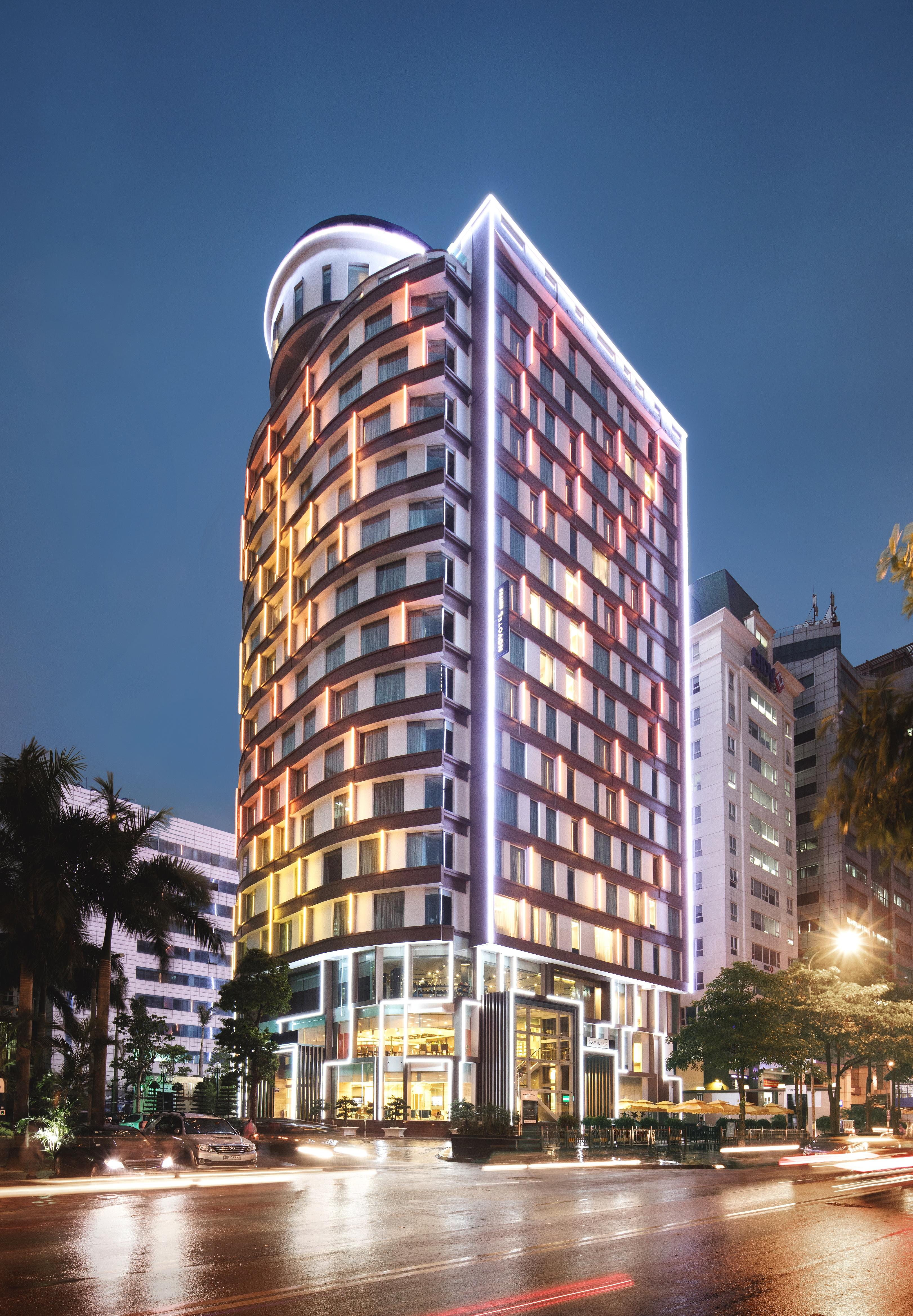 Novotel Suites Hanoi Bagian luar foto
