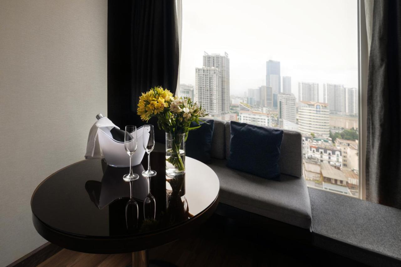 Novotel Suites Hanoi Bagian luar foto