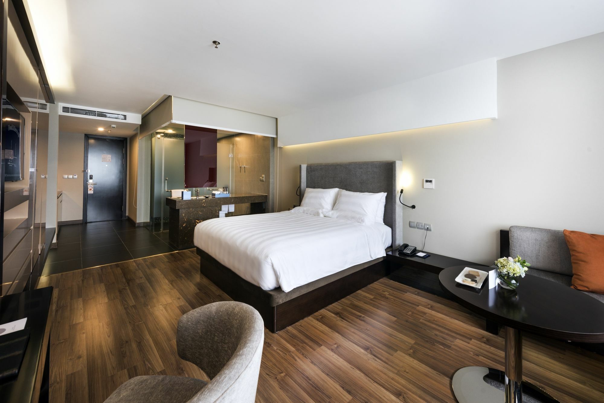 Novotel Suites Hanoi Bagian luar foto